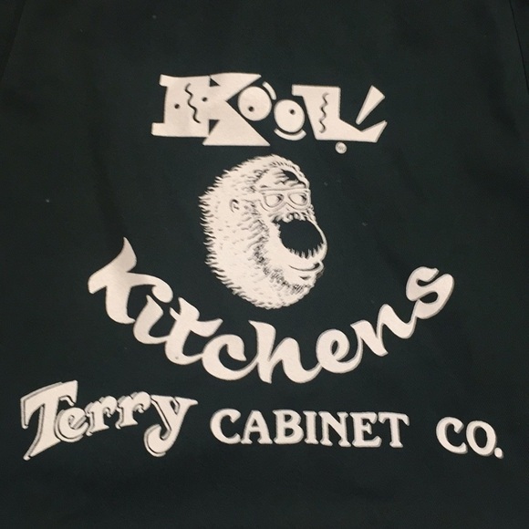 APRON - Picture 5 of 5